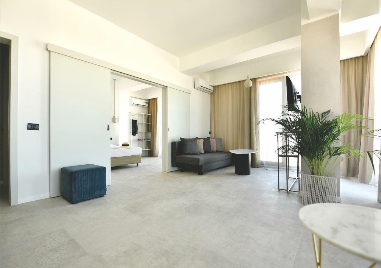 Lemon Cliff Luxury B&B Mamaia Eksteriør billede