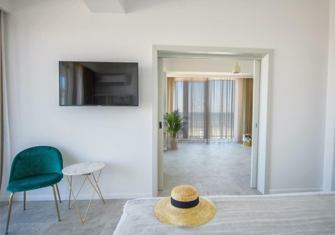 Lemon Cliff Luxury B&B Mamaia Eksteriør billede